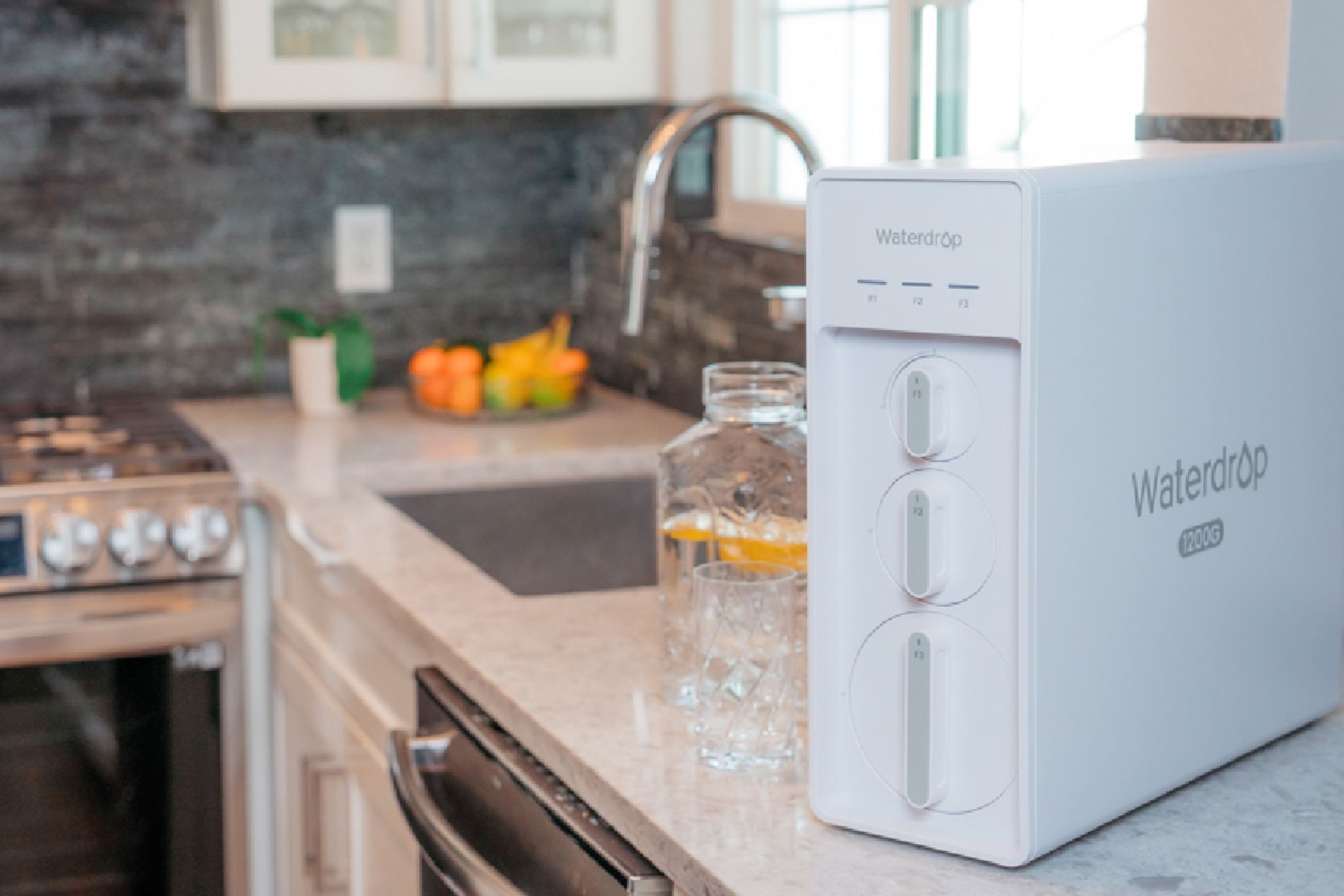 Waterdrop X12 on a Kitchen Counter