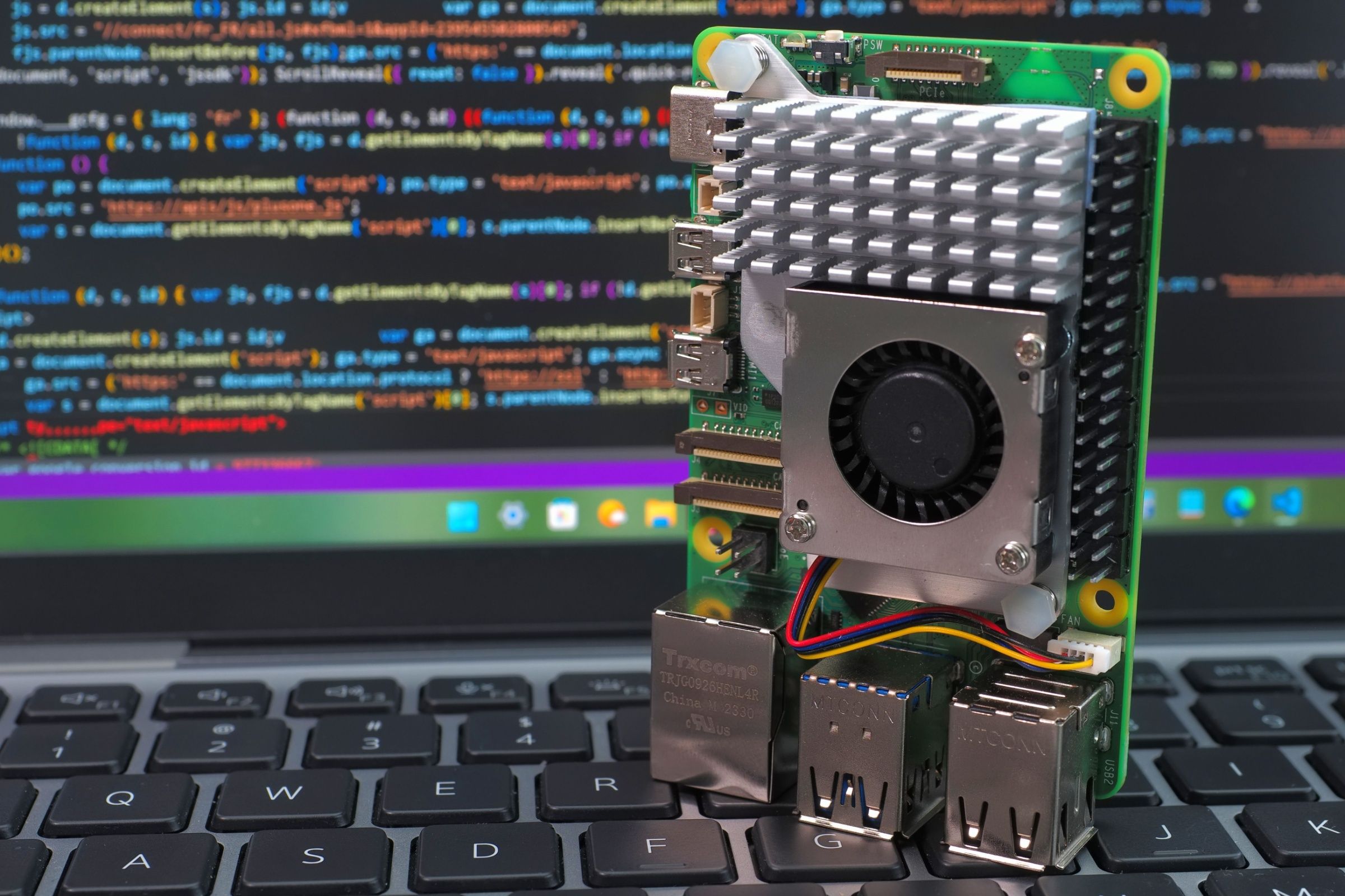 Does Your Raspberry Pi Need an Active Cooler? How to Know It's Too Hot