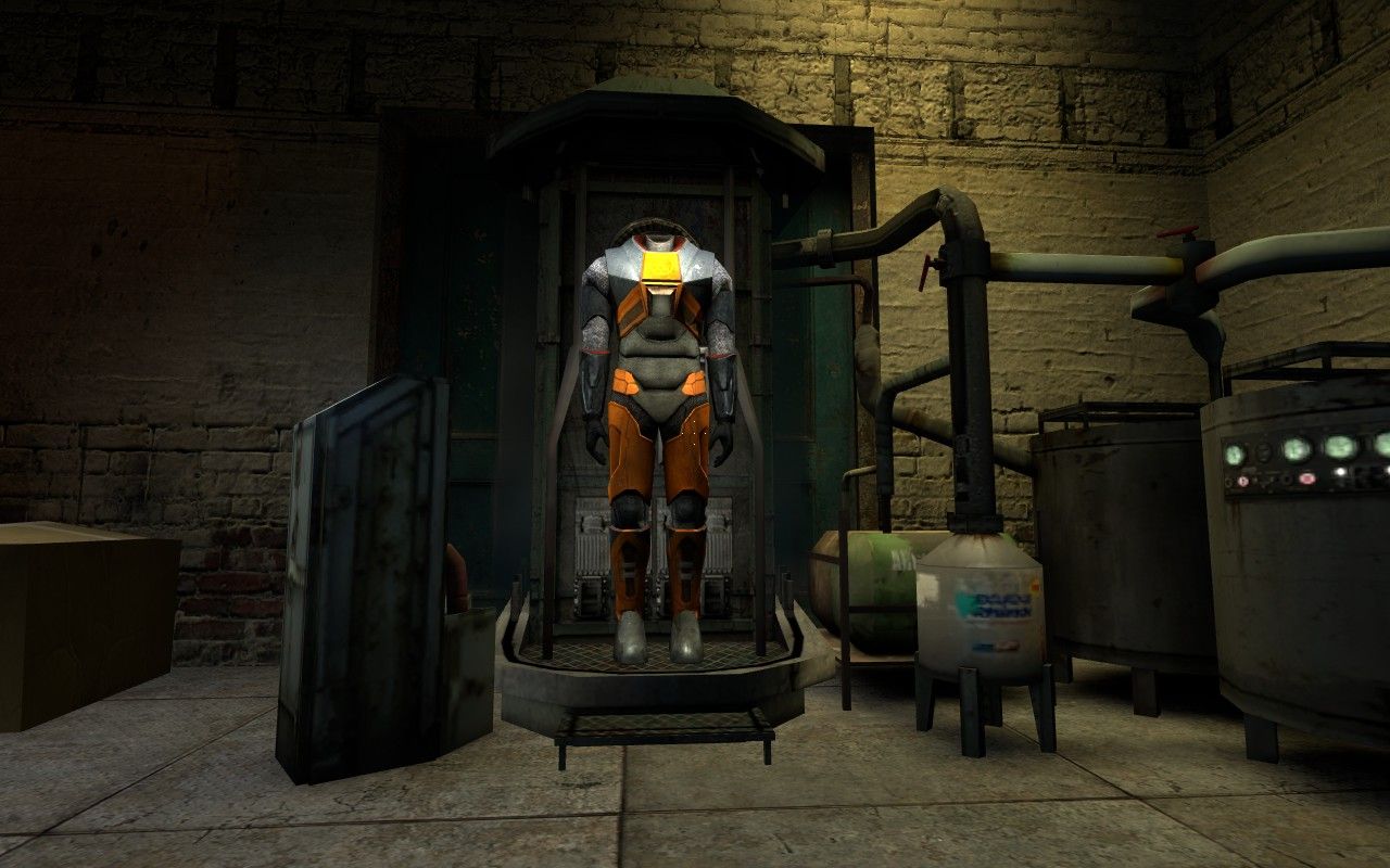 Une capture d'écran du costume HEV de Half-Life 2 sur le pont de vapeur.