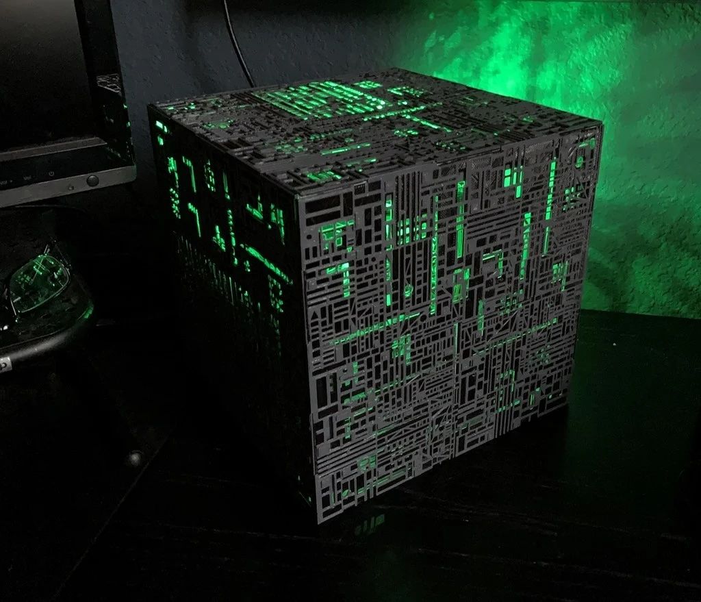 Blackbanshee's Borg PC case.