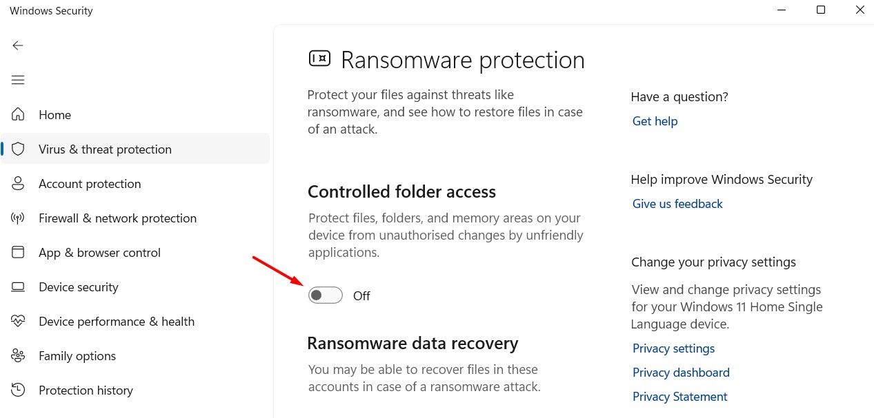 Controlled Folder Access toggle in the Windows Secuirty app.