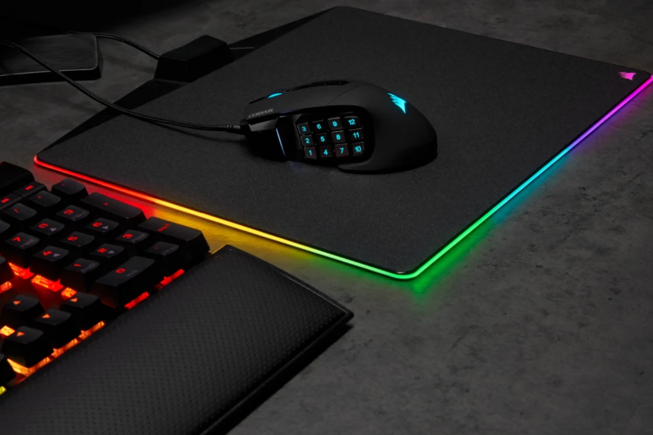 Corsair Scimitar RGB Elite laying on a desk. 