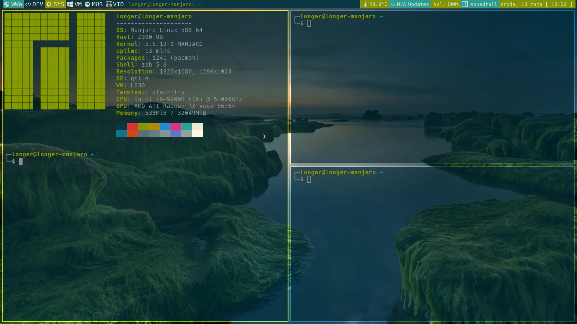 Screenshot of Qtile window manager on Manjaro.