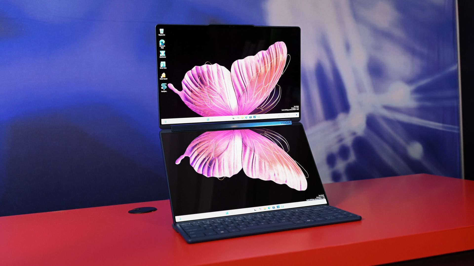 The Lenovo Yoga Book 9i Has 4K Dual Touch Screens