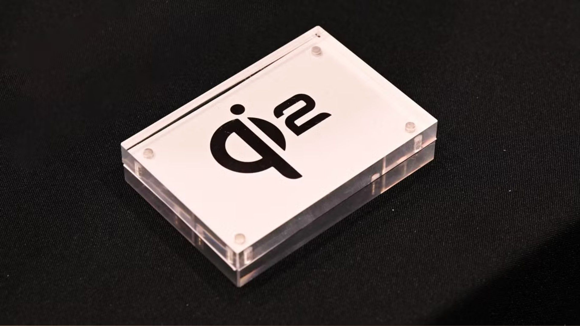 A Qi2 plaque at CES 2024