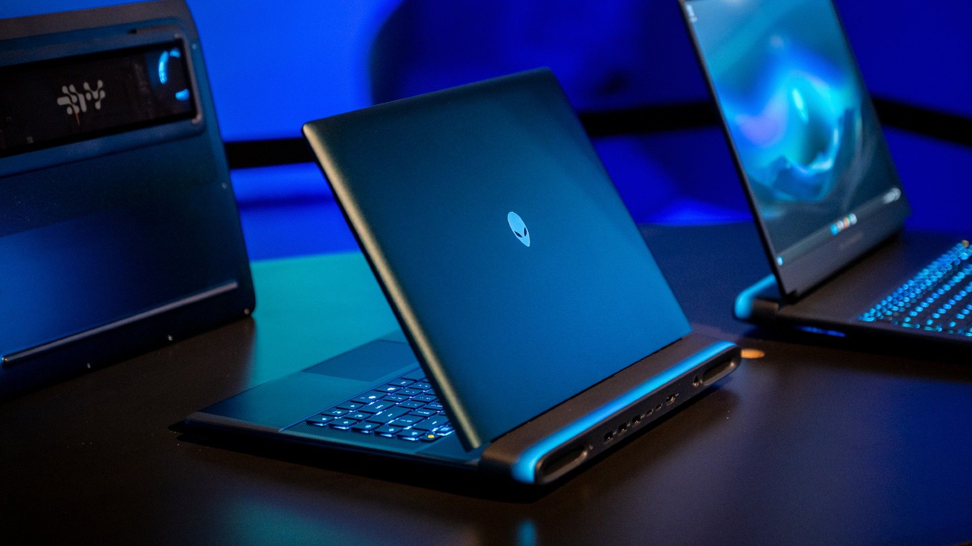 New Alienware 16 and 18 Area-51 Gaming Laptops Have Dolby Vision and Atmos