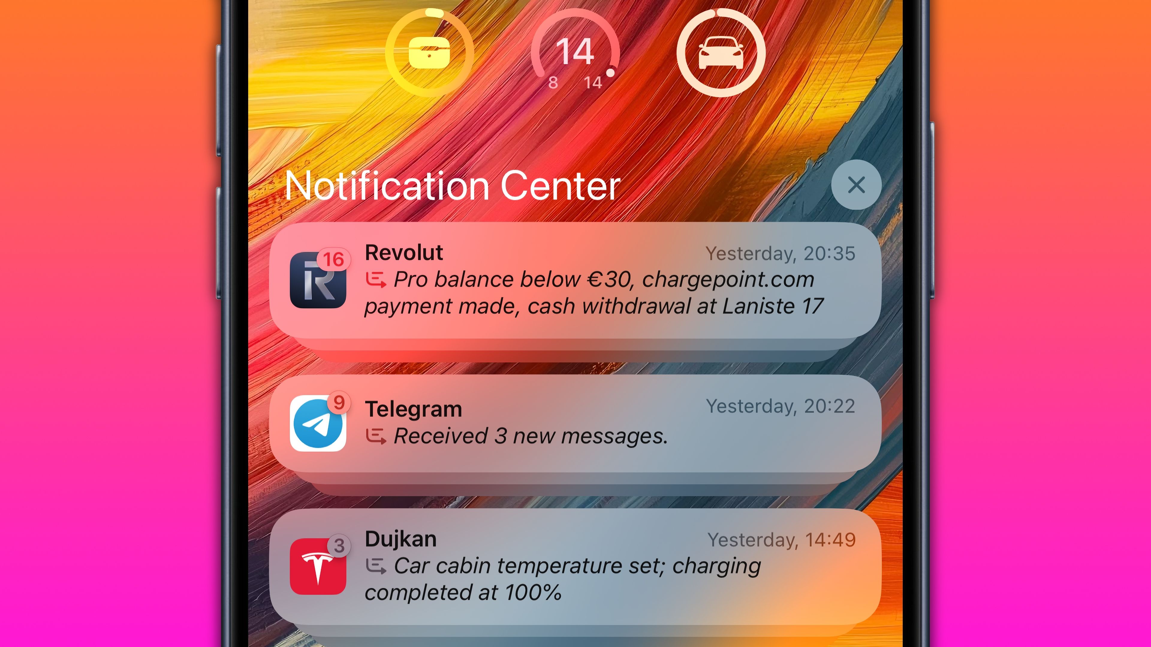 Summarized notifications on the iPhone's lockscreen.