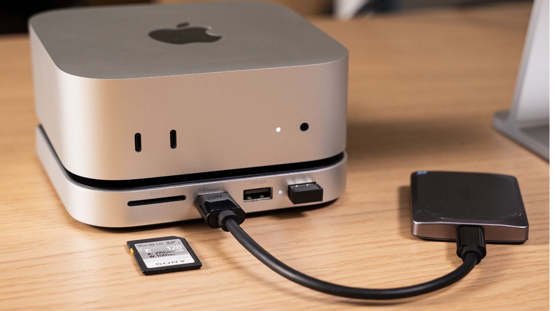 Satechi’s M4 Mac Mini Hub Brings Fewer but Faster Ports