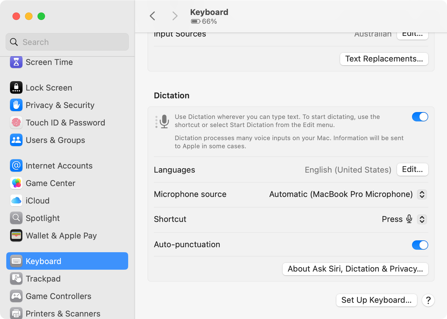 macOS Dictation options in System Settings.