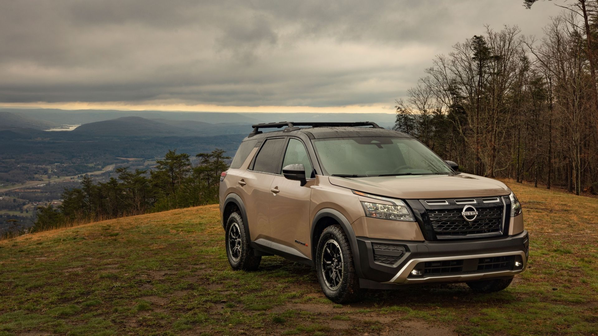 Front 3/4 shot of a 2025 Nissan Pathfinder Rock Creek Edition