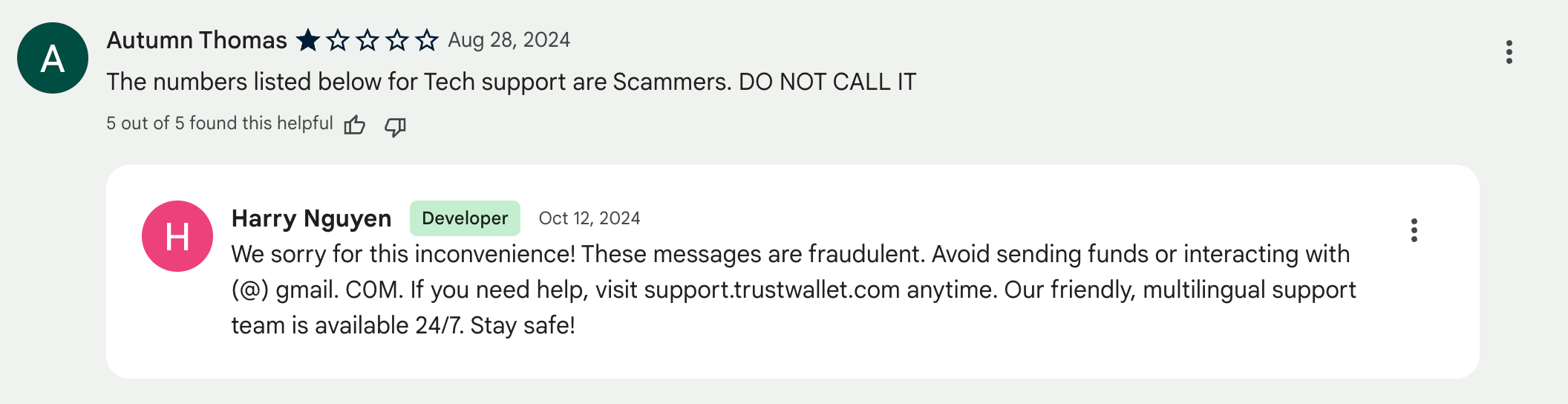 A person exposing scammers in the reviews of an extension.