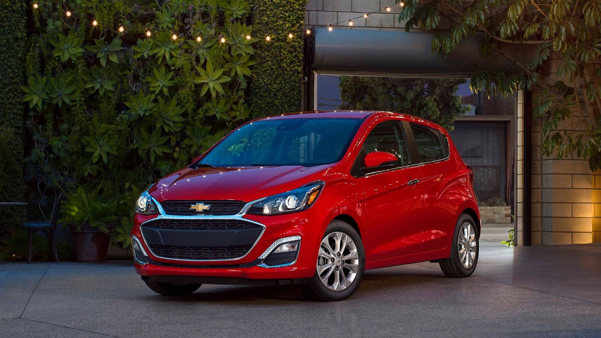 Front 3/4 shot of a 2019 Chevrolet Spark