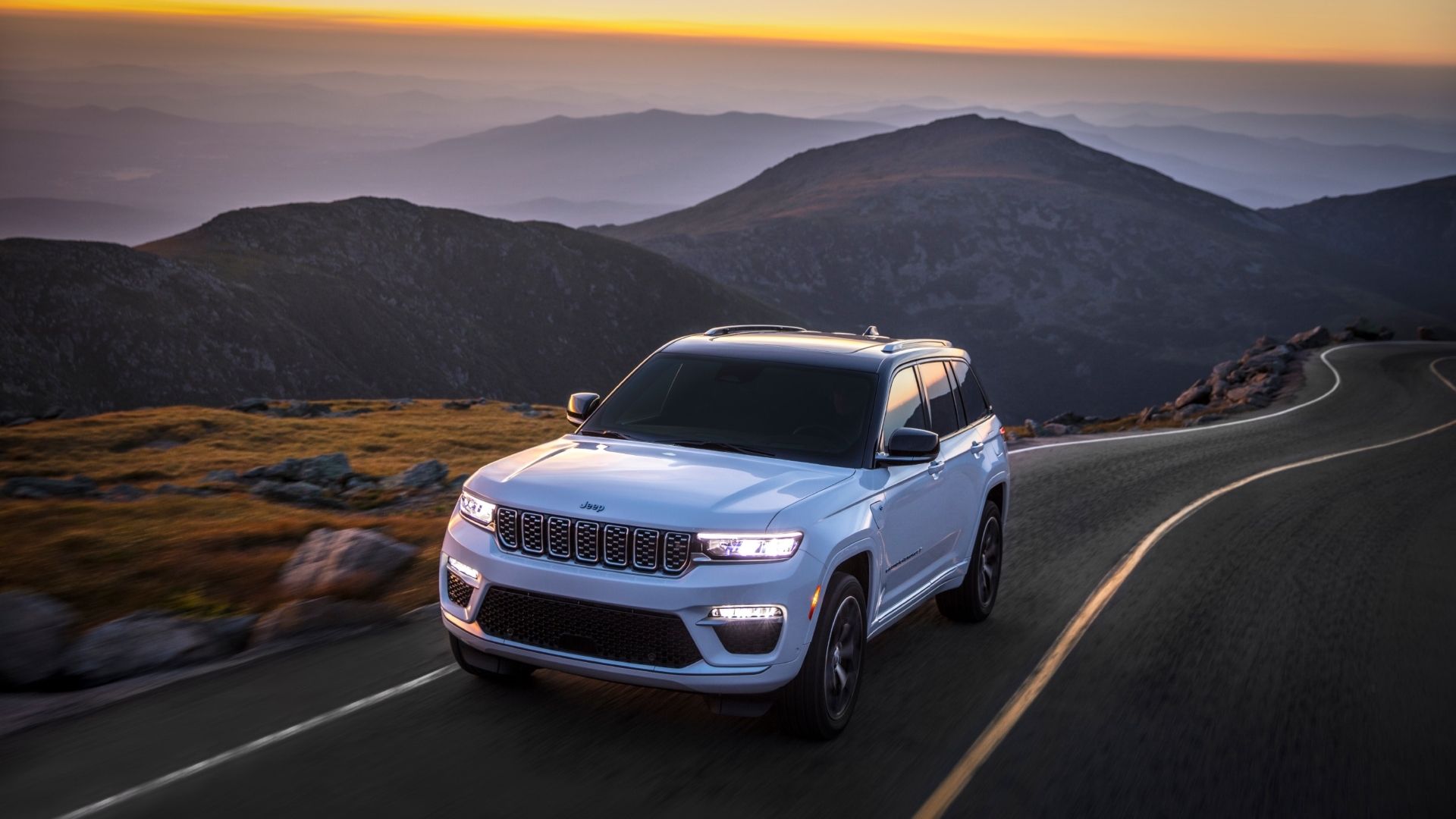 Front 3/4 shot of a 2024 Jeep Grand Cherokee 4xe