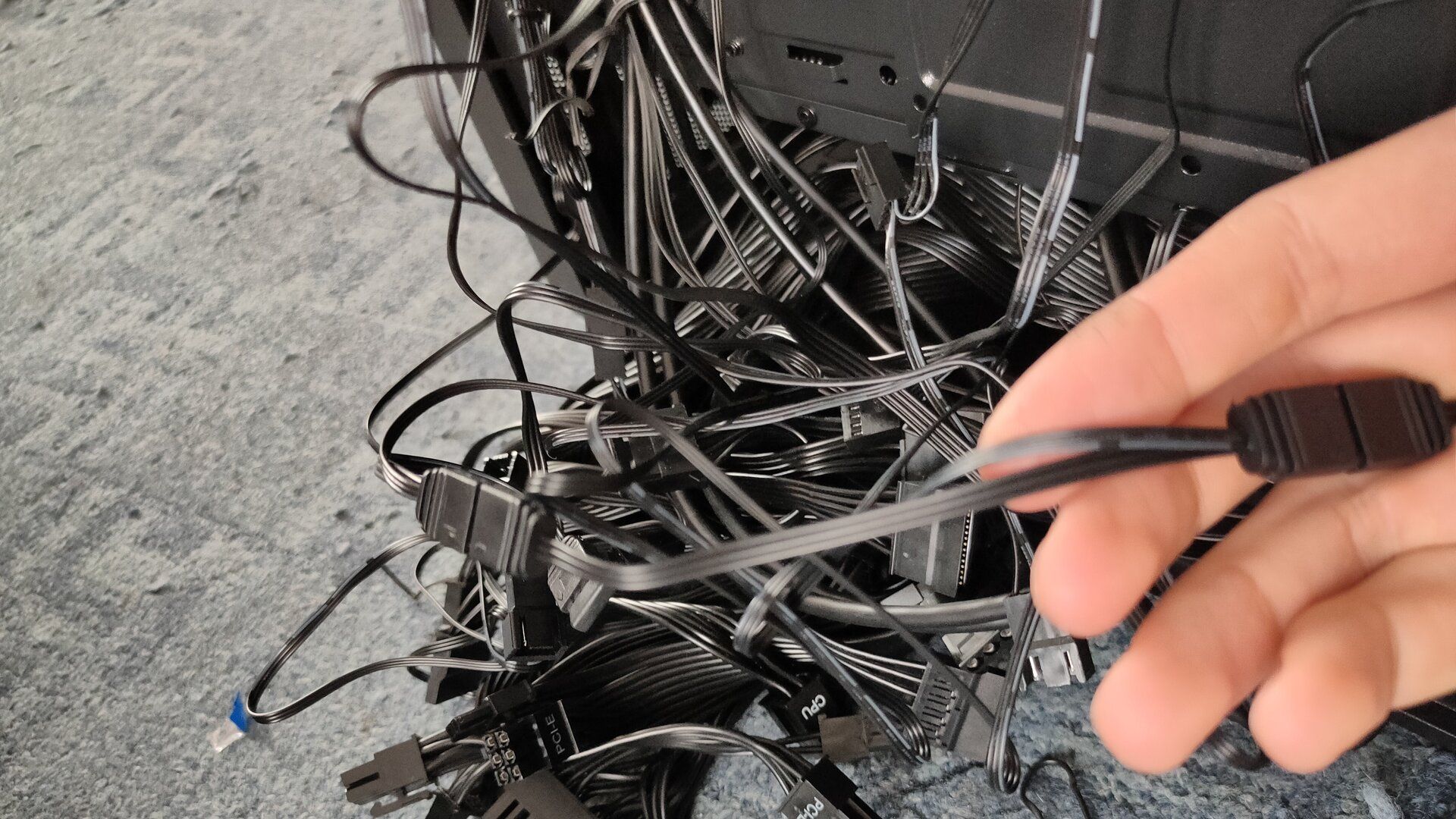 I Cheaped Out on My PC Build & Now I'm in Cable Management Hell