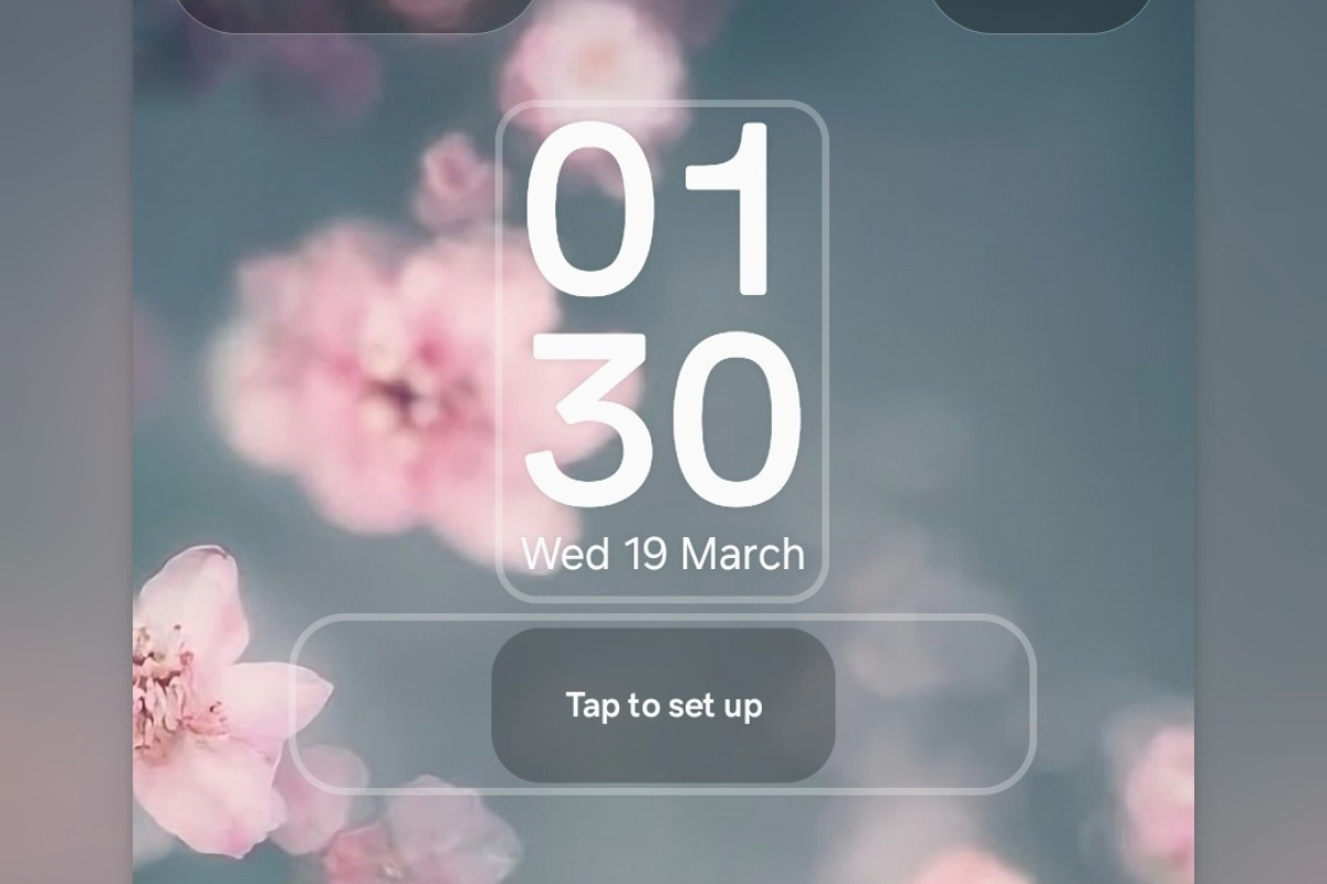 Screenshot of the lock screen edit mode on Galaxy S25+ running on One UI 7.0. 