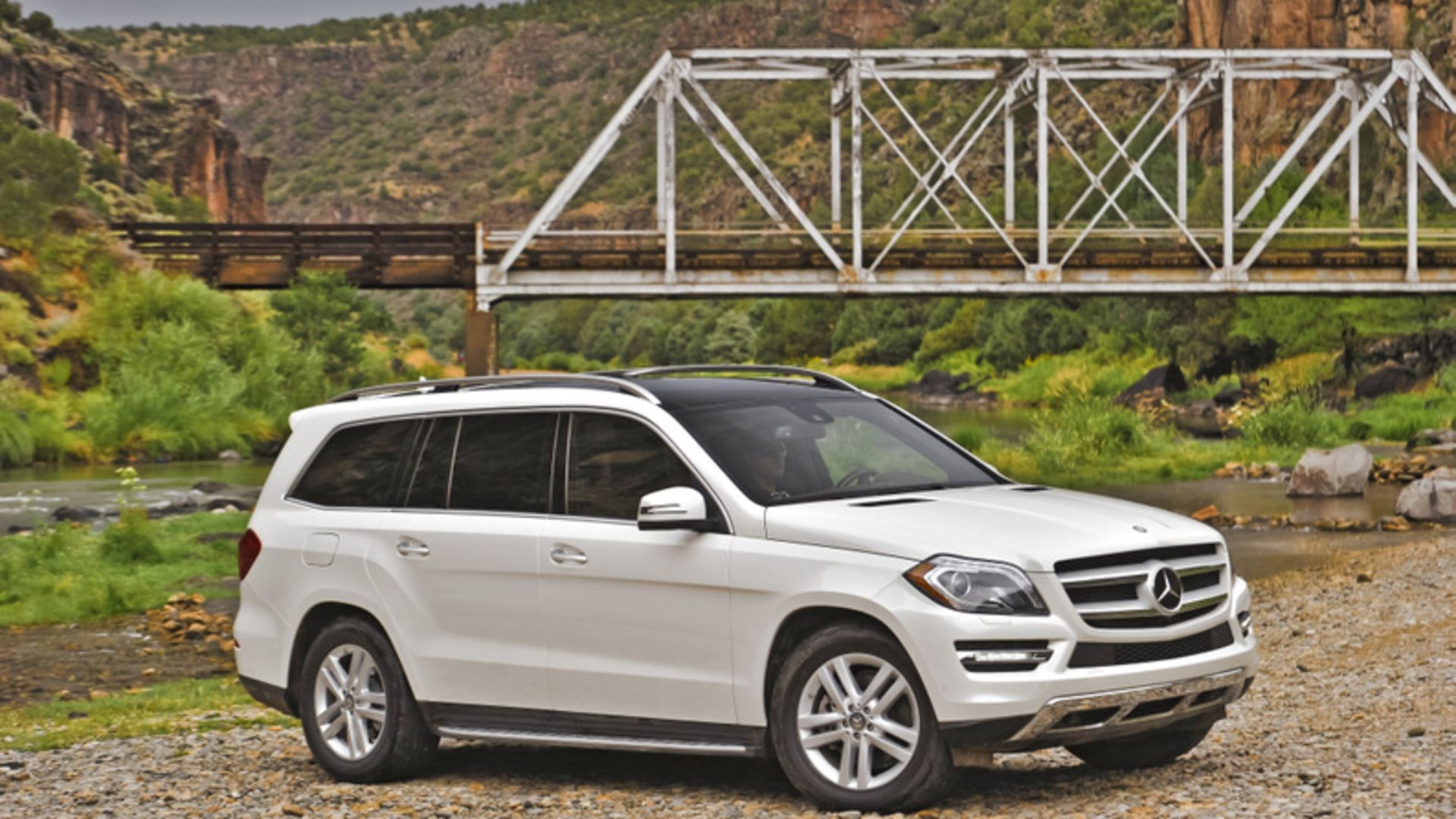 2014 mercedes gl side profile