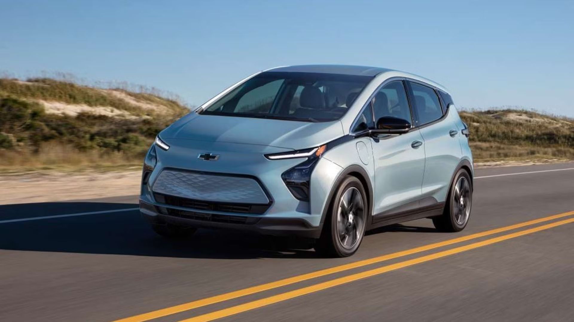 Front quarter view of the 2023 Chevrolet Bolt EV