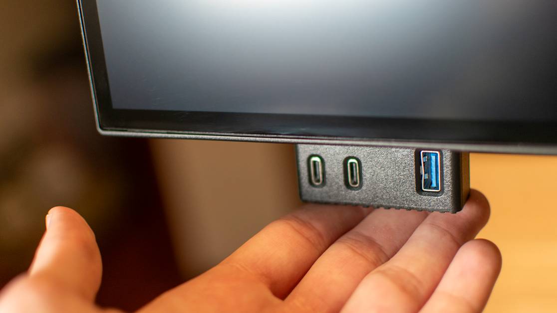 How to Use Monitor USB Hub: Maximize Connectivity Effortlessly