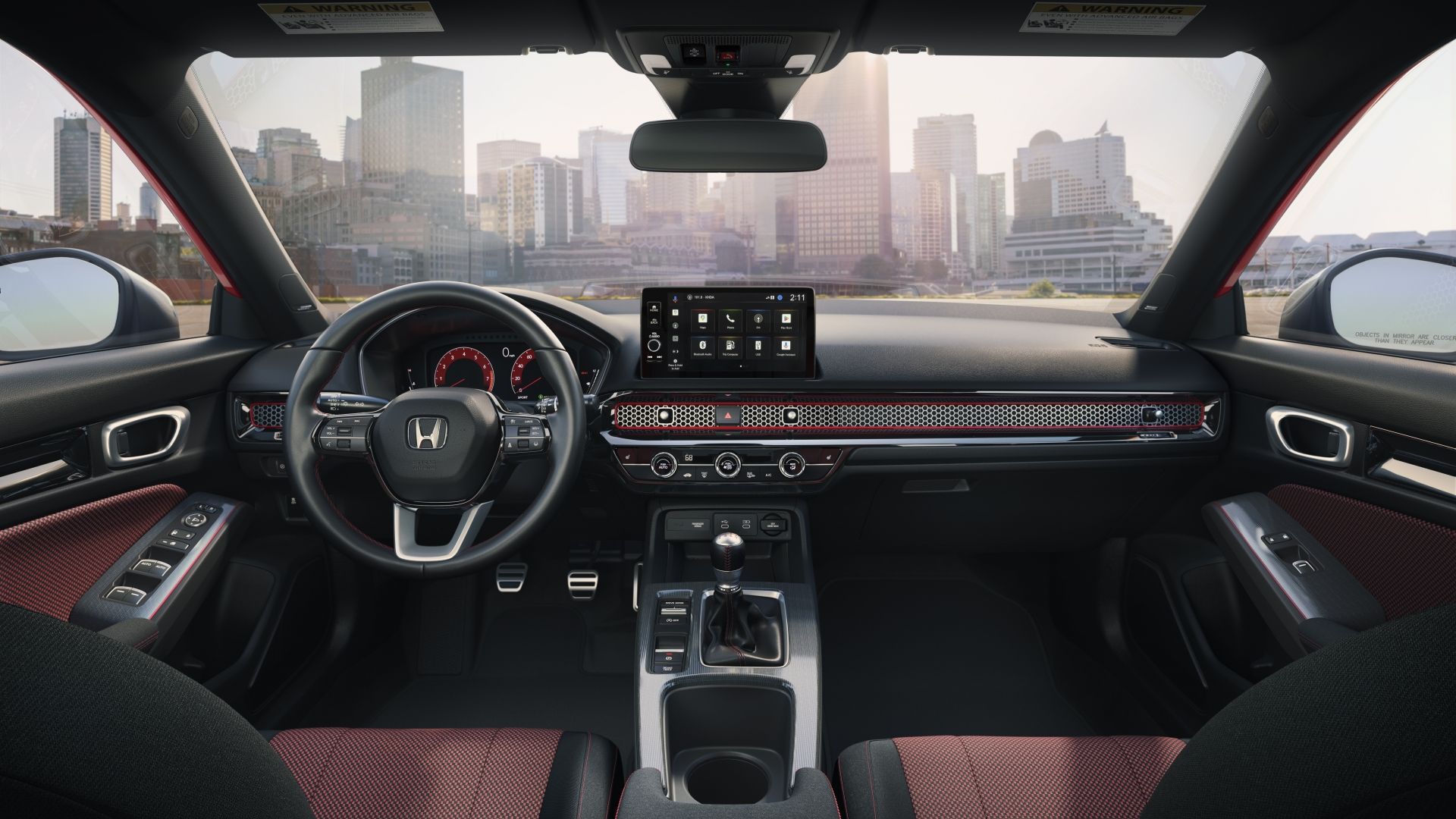 Disparo interior del tablero en un Honda Civic SI 2025