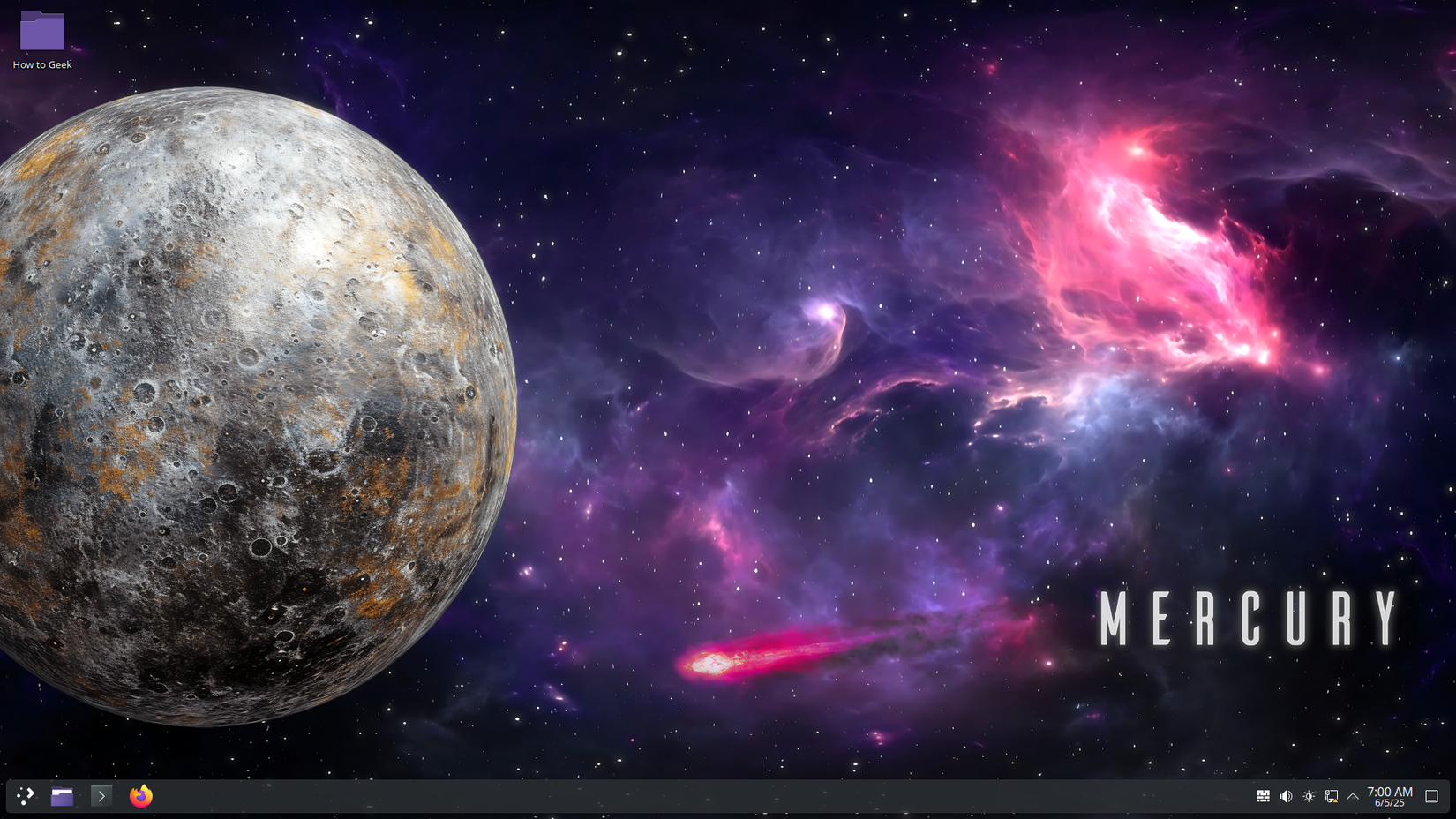 EndeavourOS desktop overview.