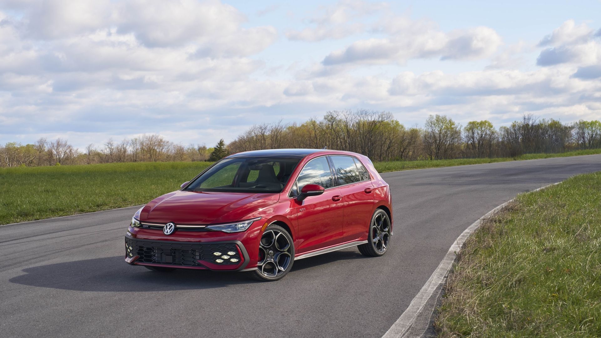 Front 3/4 shot of a 2025 Volkswagen Golf GTI