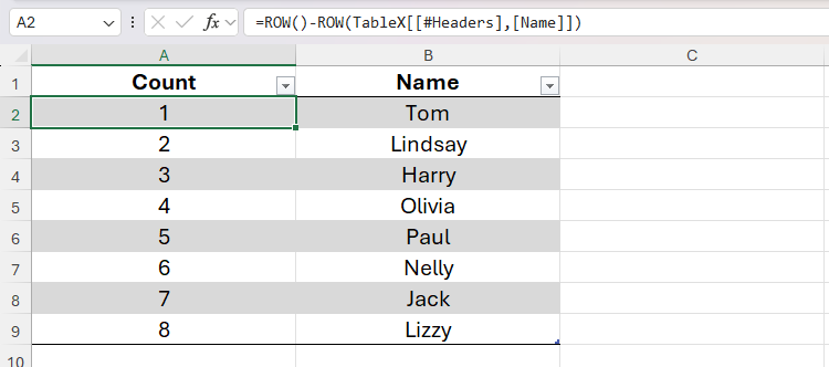 A função de linha no Excel sendo usada como uma alternativa às funções de sequência e Counta para criar uma lista numerada.