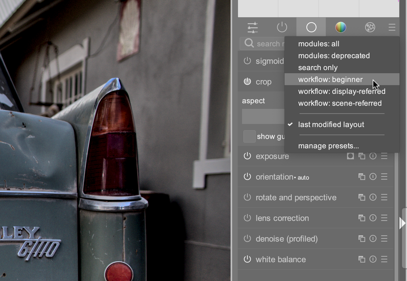 Toggling darktable modules.