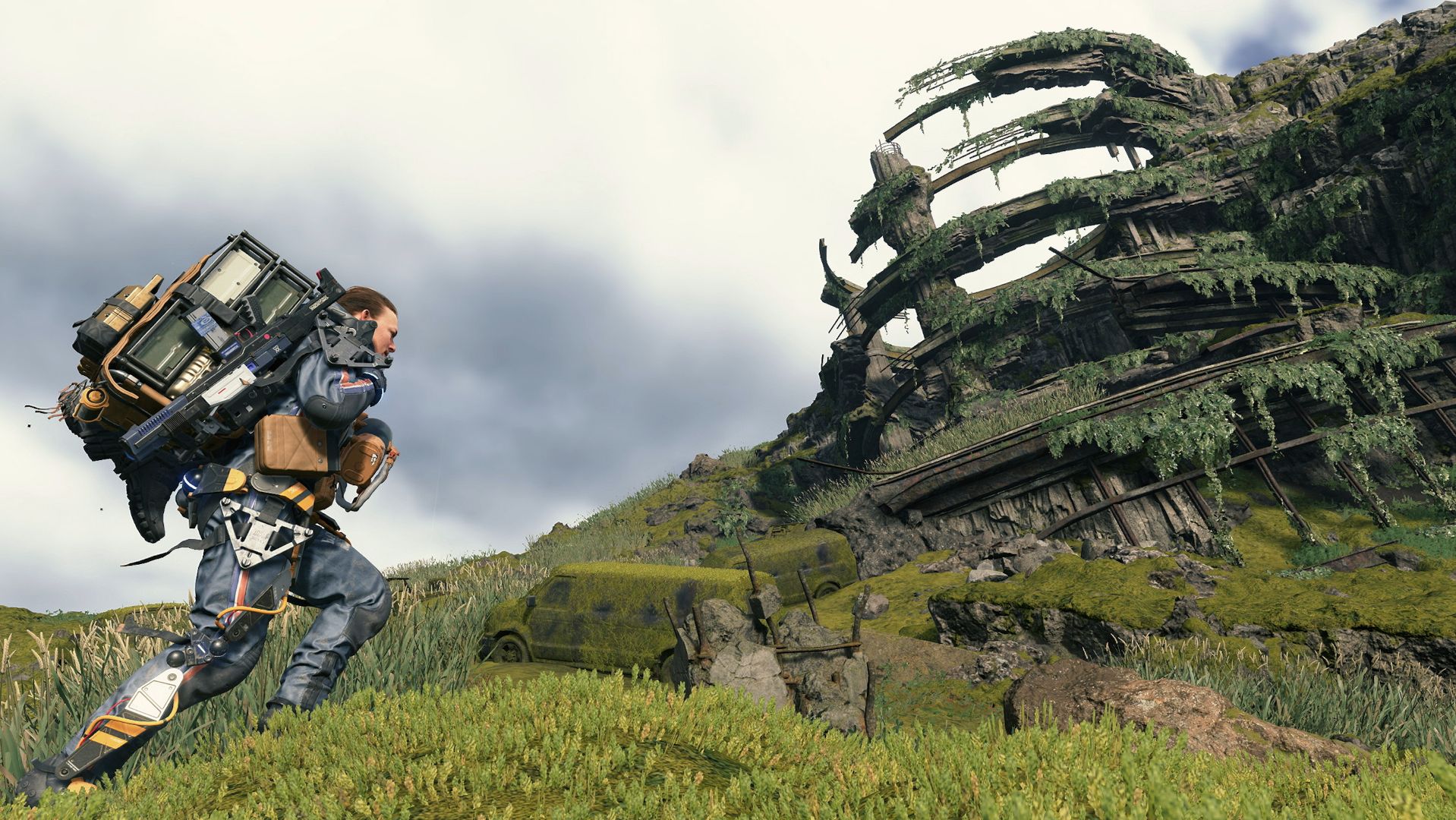 Sam Porter Bridges carrying packages in Death Stranding.