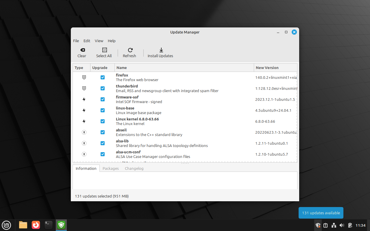 Linux Mint update manager showing available updates.