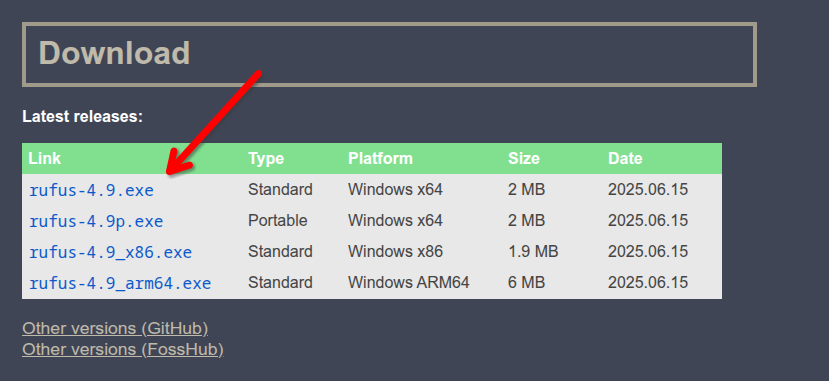 Rufus website with a red arrow pointing to the first Rufus download option.