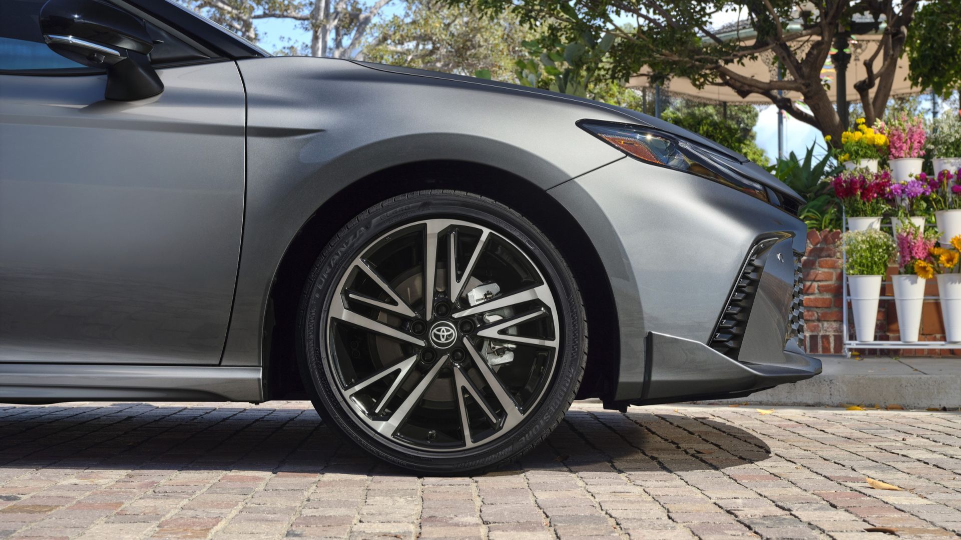 Toyota Hybrid Sales Surpass Prius This Year - News Directory 3