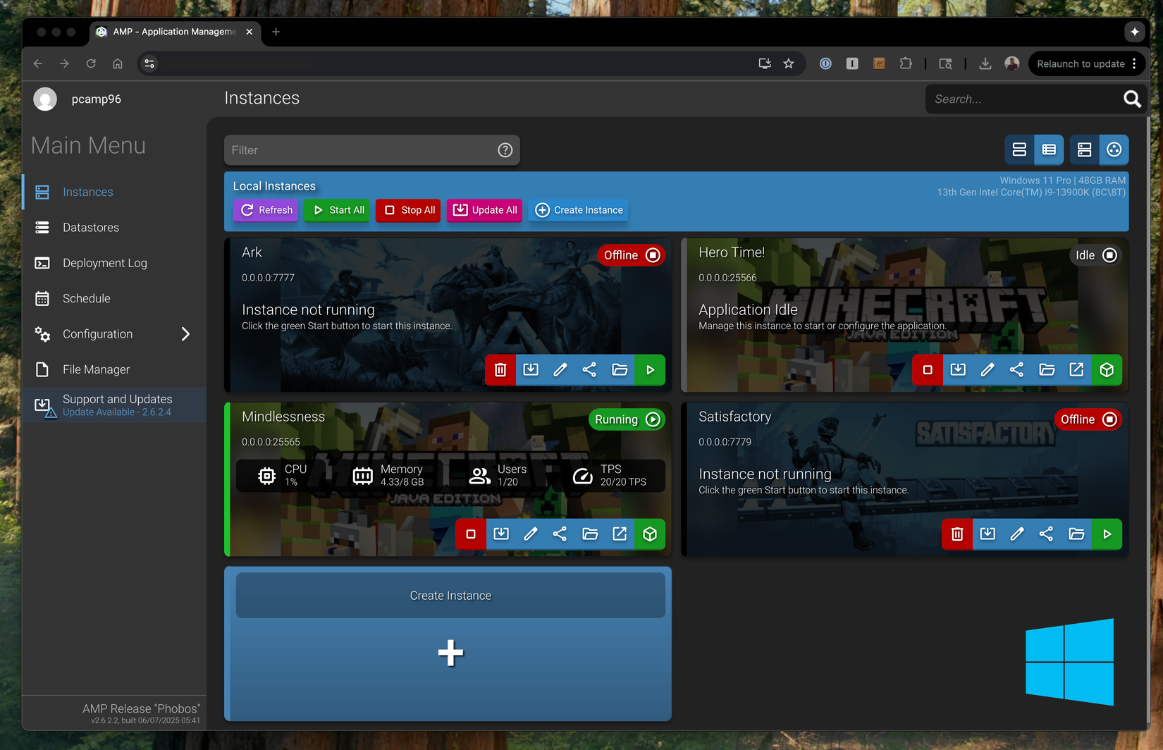Интерфейс CubeCoders AMP для управления несколькими игровыми серверами.