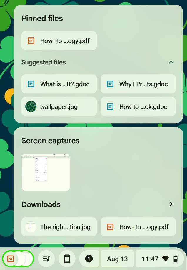El bolso de Chromebook con un archivo fijado
