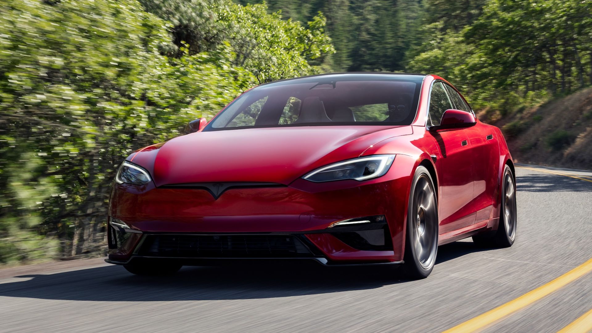 refreshed-tesla-model-s-plaid_68.jpg