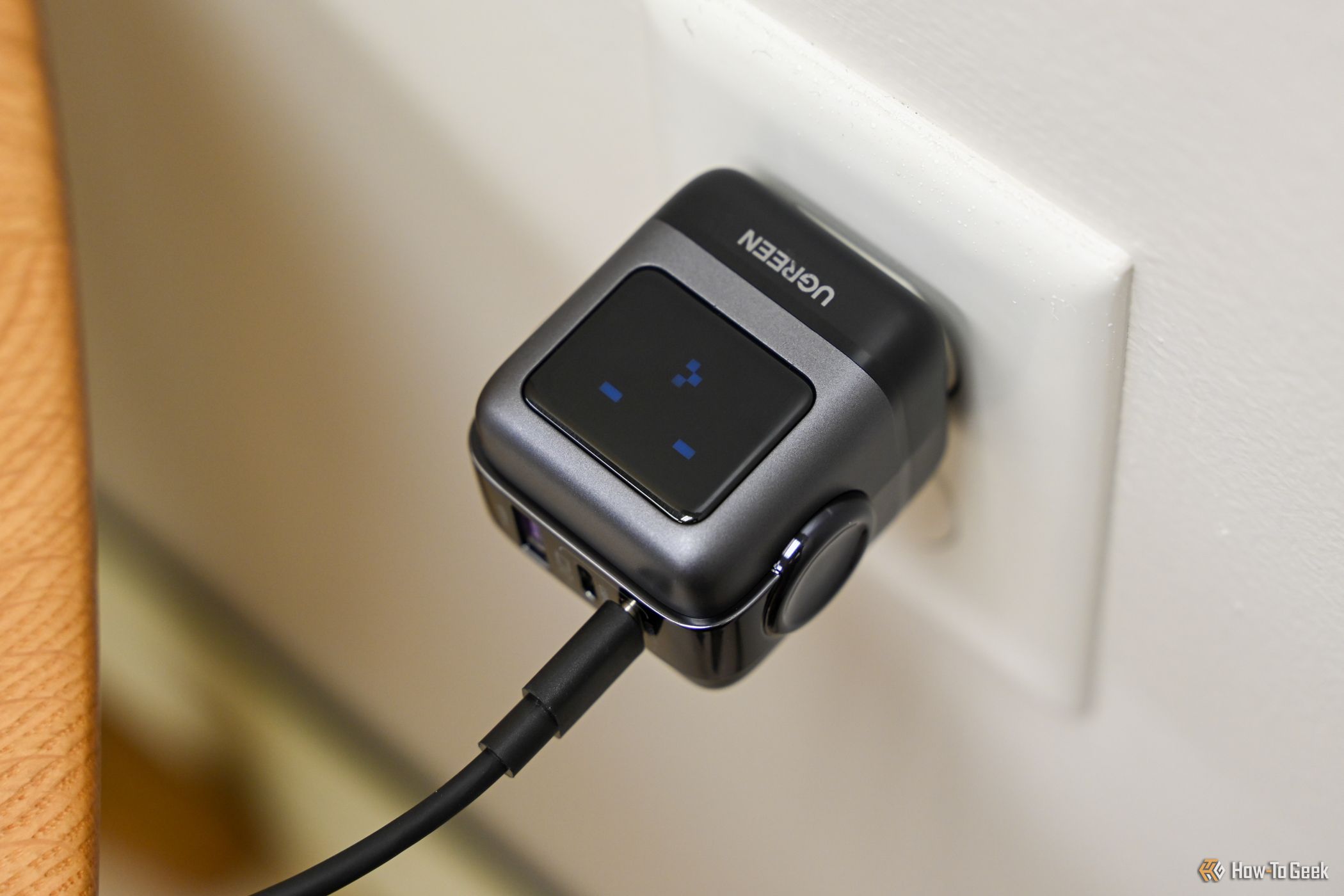 Review of the UGREEN 65W GaN Fast Charger - TurboFuture