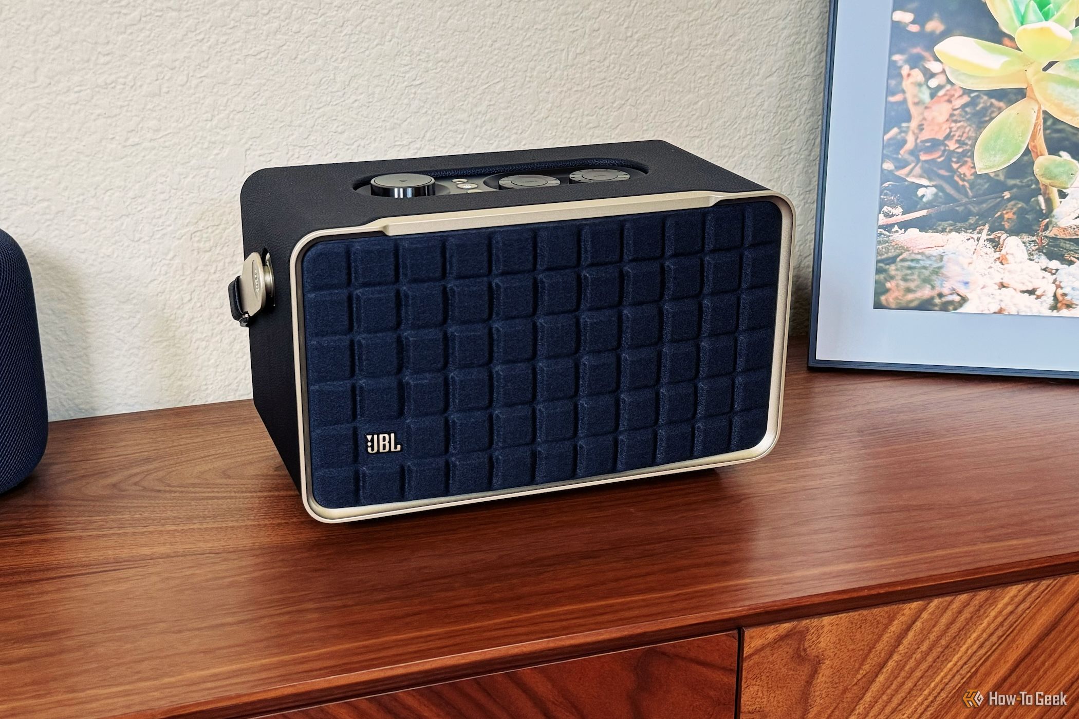 JBL Authentics 300 inside on a table