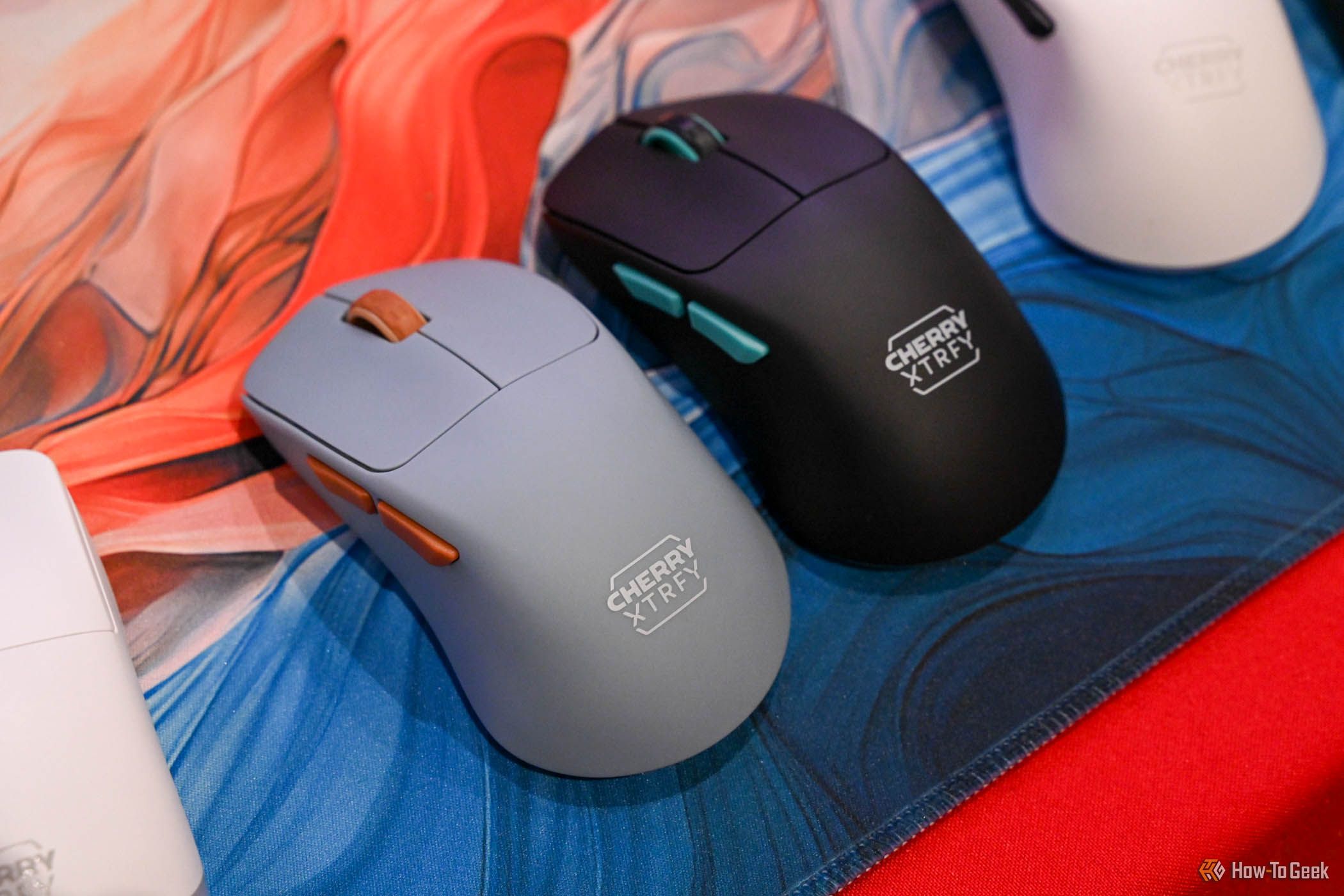 Cherry M64 Pro Wireless Mouse at CES 2024.