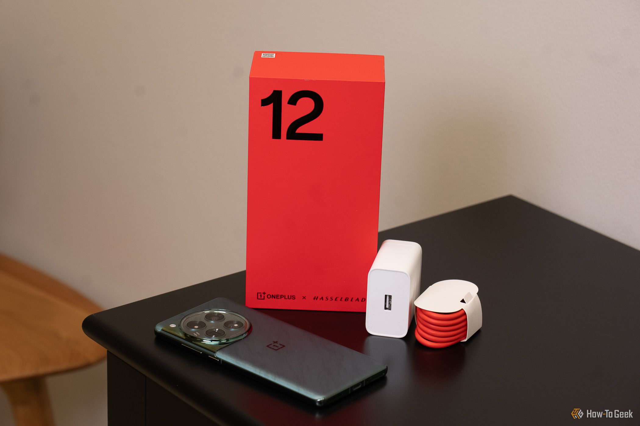 OnePlus12 Box and Accessories on a table
