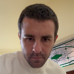 Belkin Auto-Tracking Stand Pro used to track a person-anim