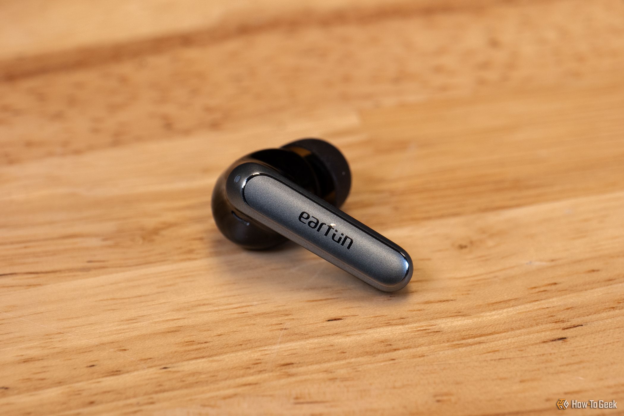 Single Earfun Air 2 earbud at an angle