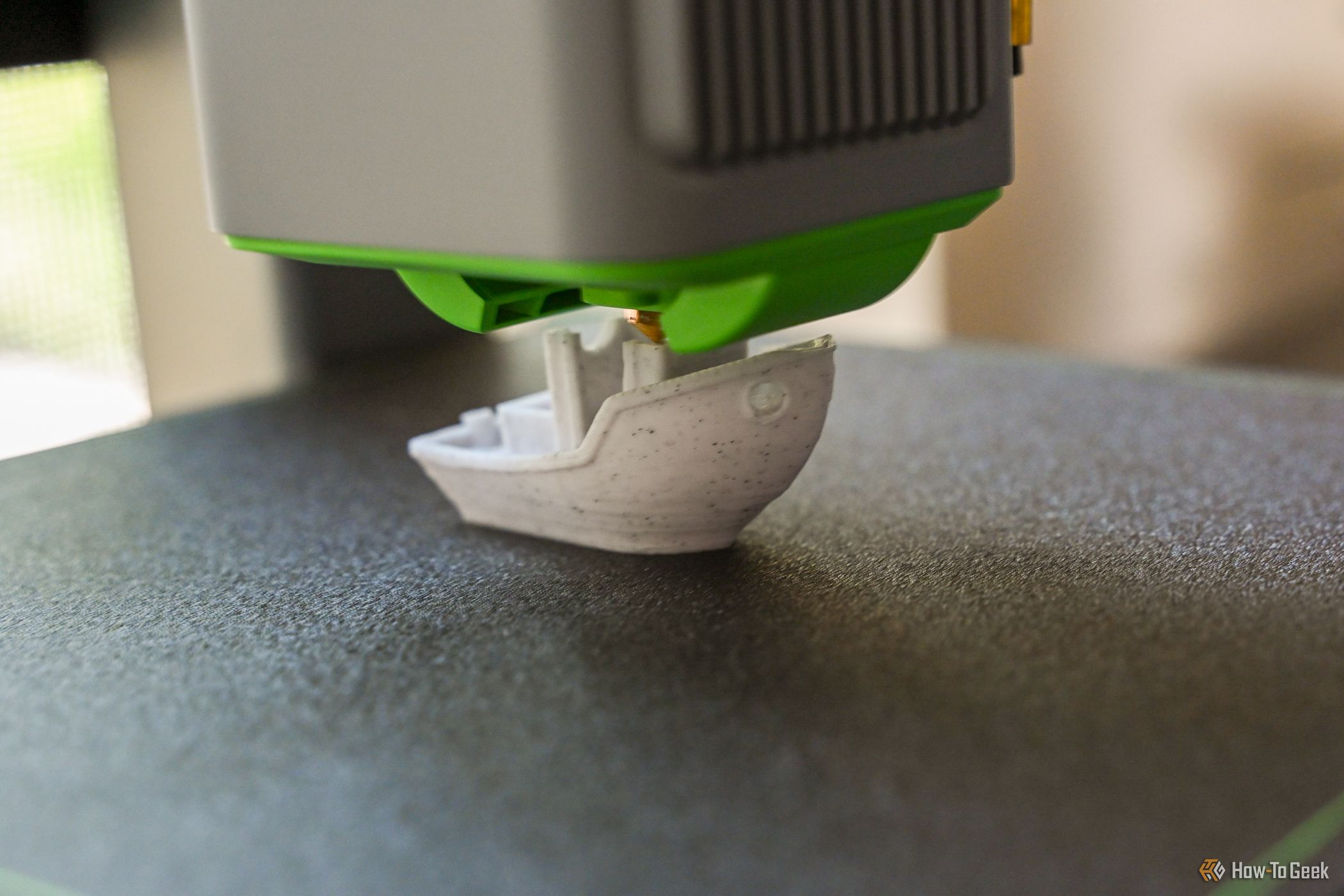 Printing a PLA benchy on the AnkerMake M5C 3D Printer