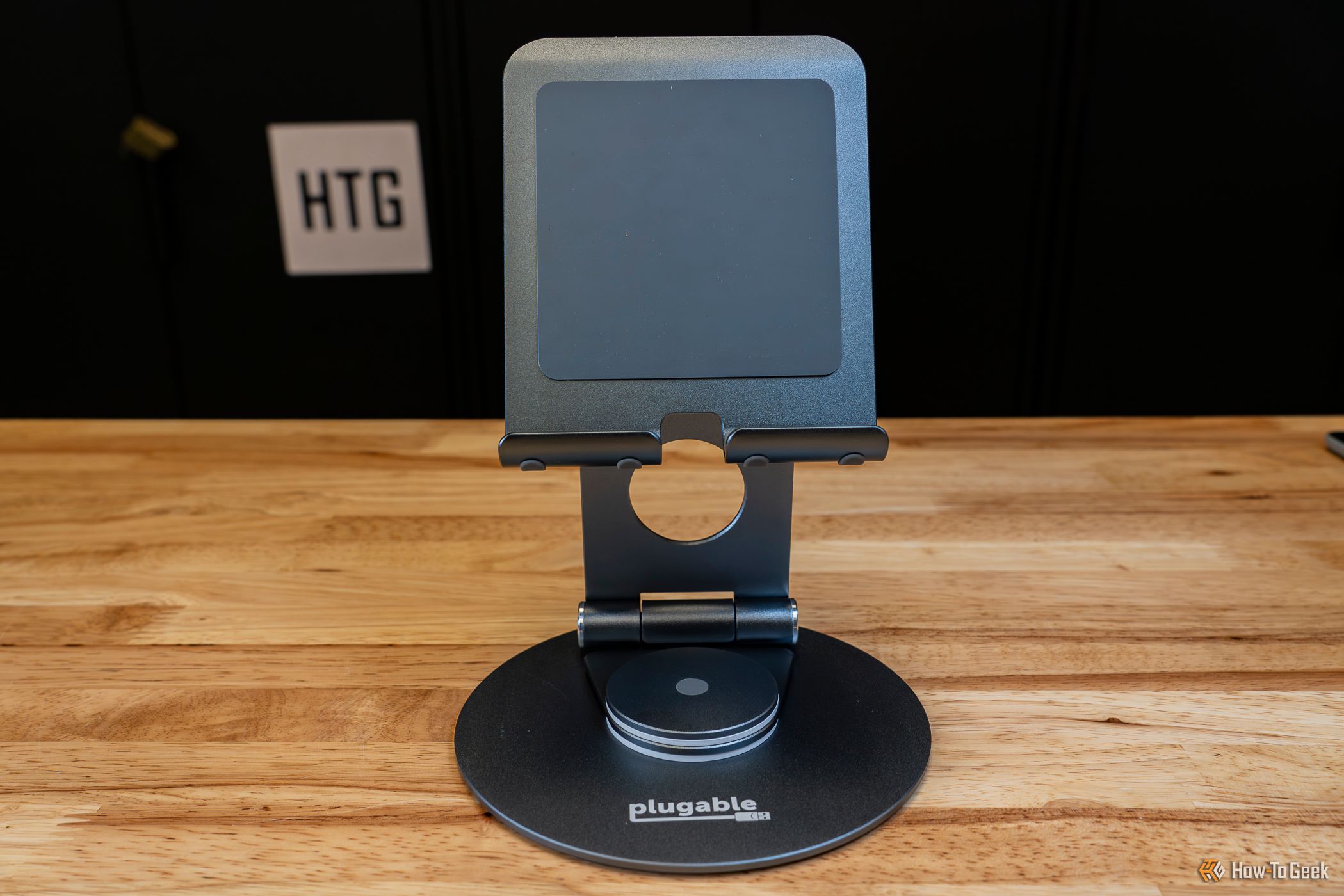 Tablet Stand raised up with no device in it