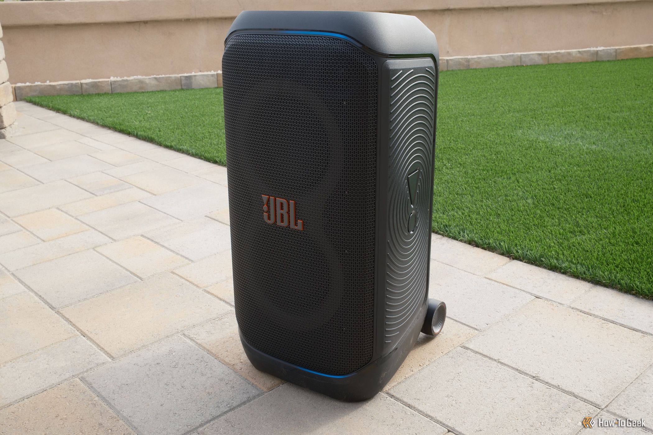 In-Depth JBL PartyBox Stage 320 Analysis - Delivering Outstanding Audio Performance in Portable Design