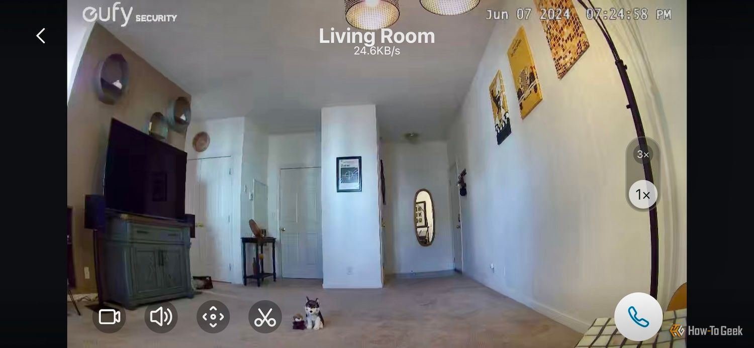720p resolution on the Eufy Security Indoor Cam S350