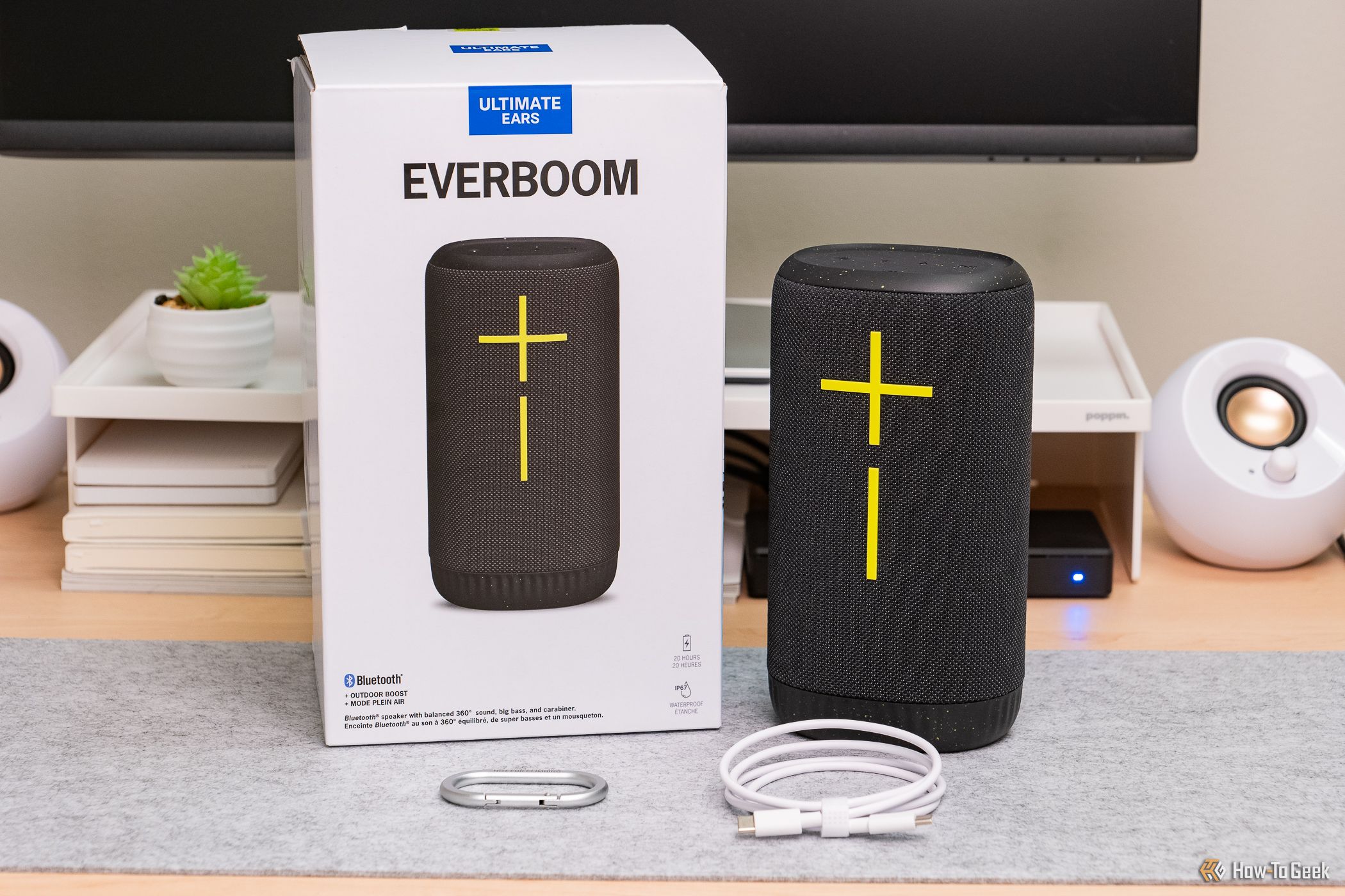 Ultimate Ears EVERBOOM with accessories