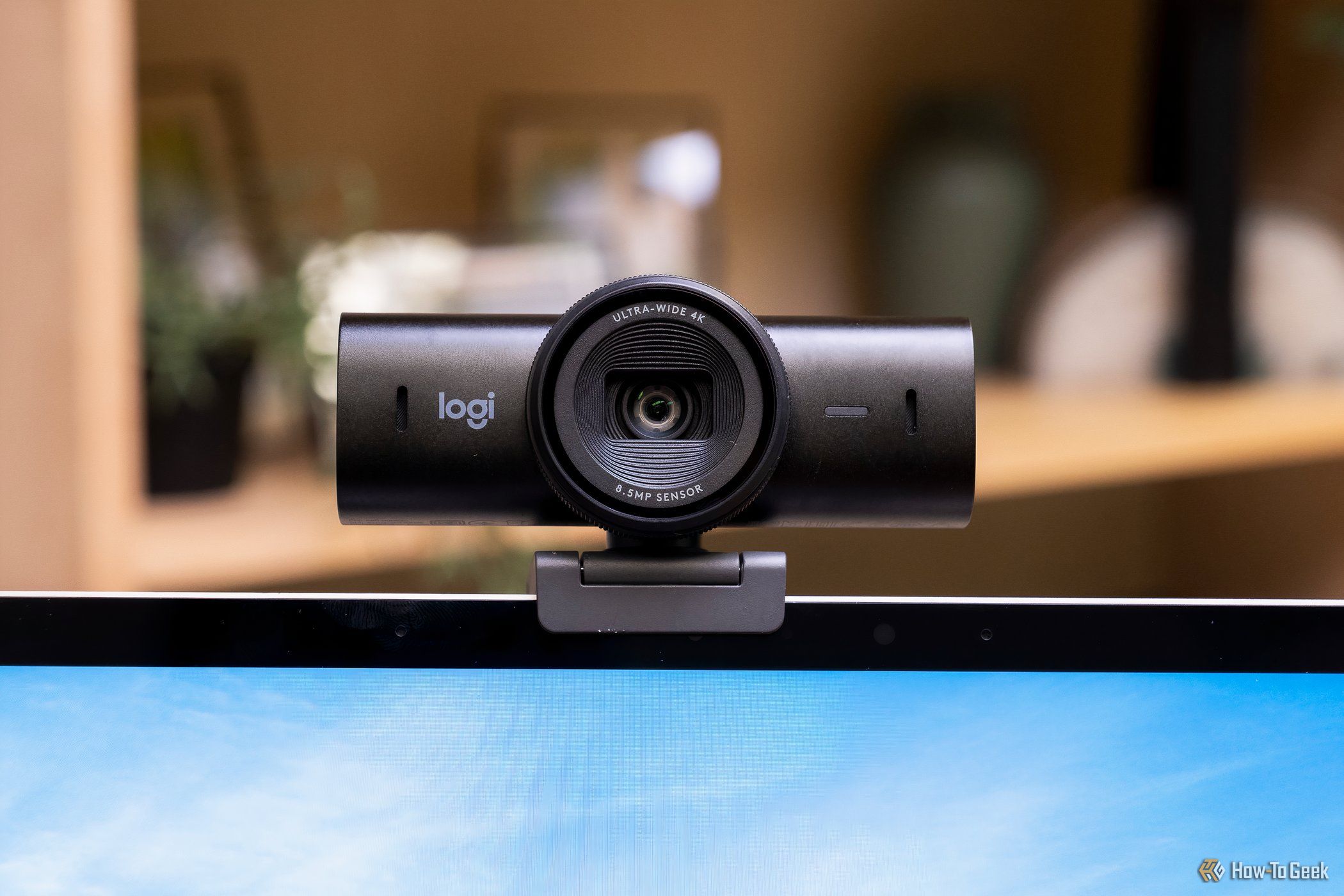 Logitech MX Brio Review: A Versatile Webcam With Advanced Features