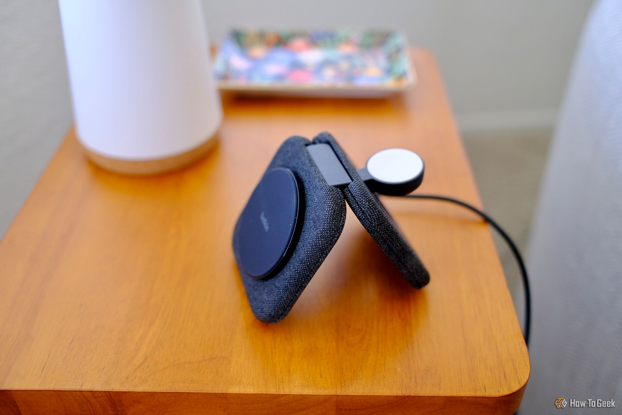 Belkin 2-in-1 Charging Travel Pad Review: A simple iPhone and Apple Watch Solution