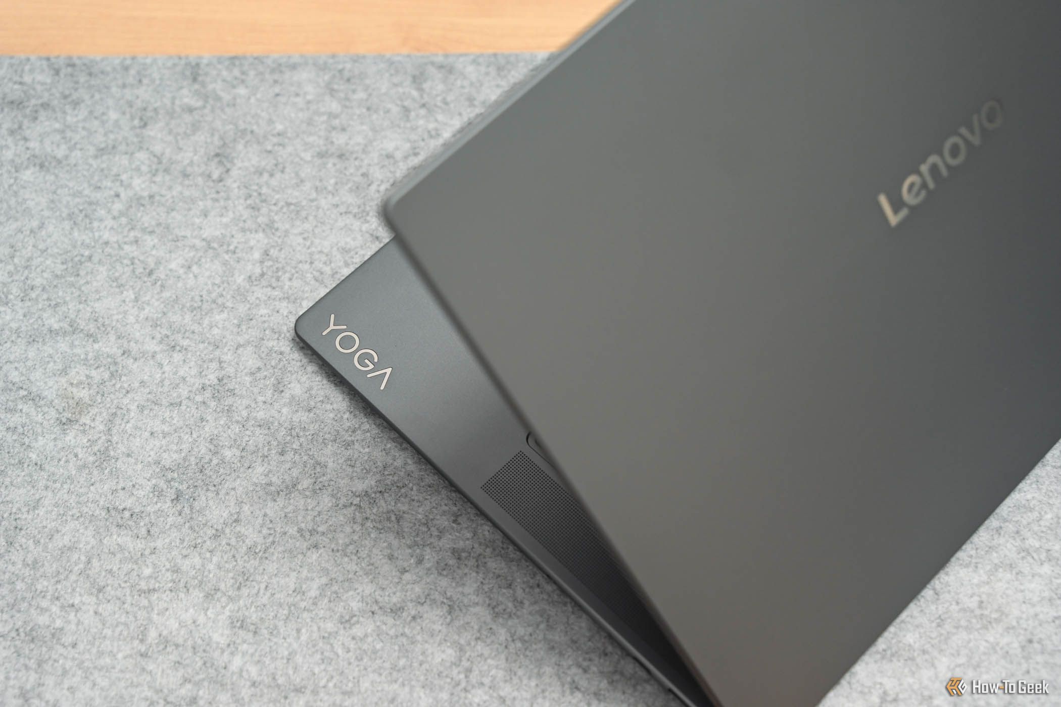 Lenovo Yoga Slim 7 Aura Edition Review: A Prime Example of Intel Ultra