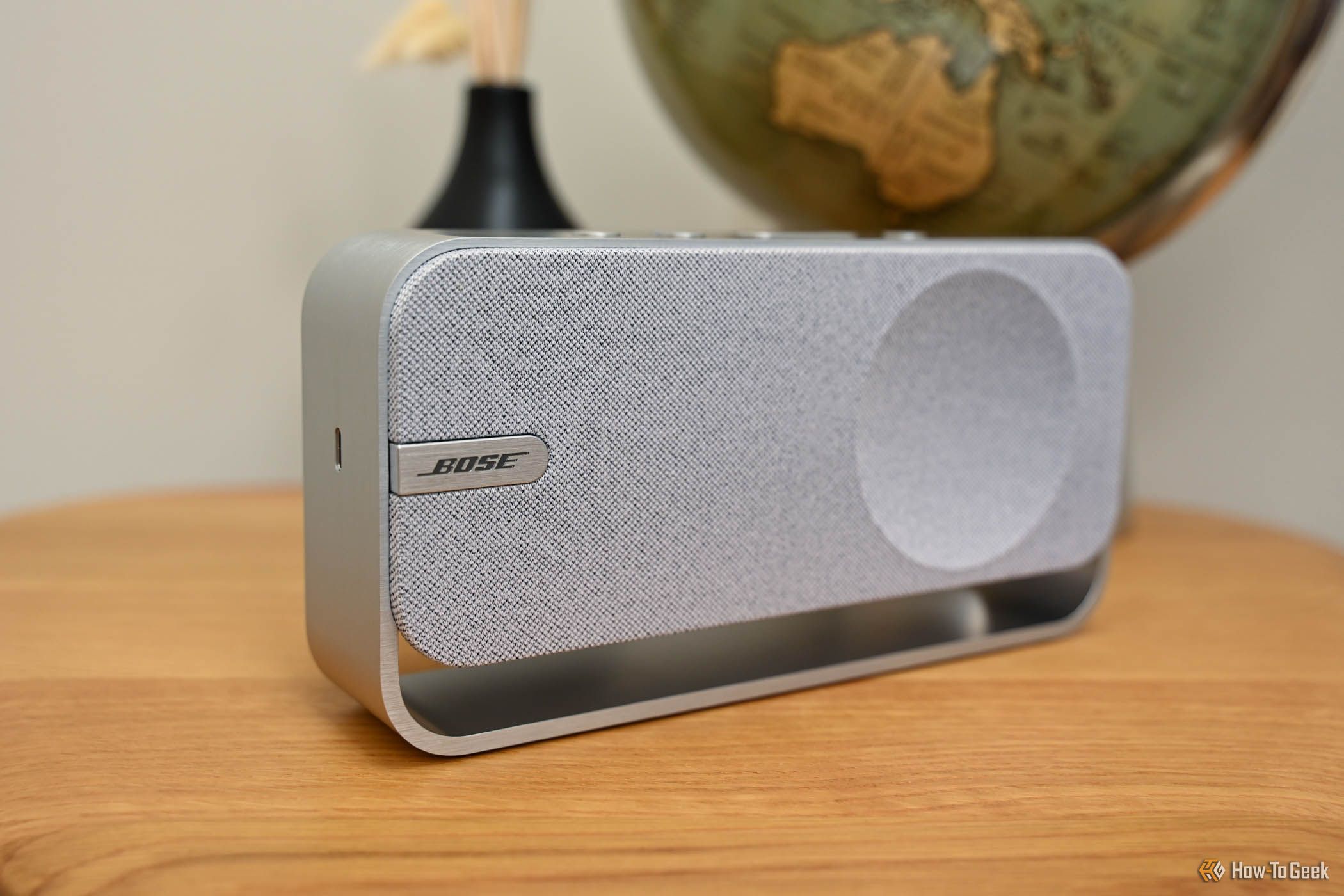 Bose logo on the Bose SoundLink Home.