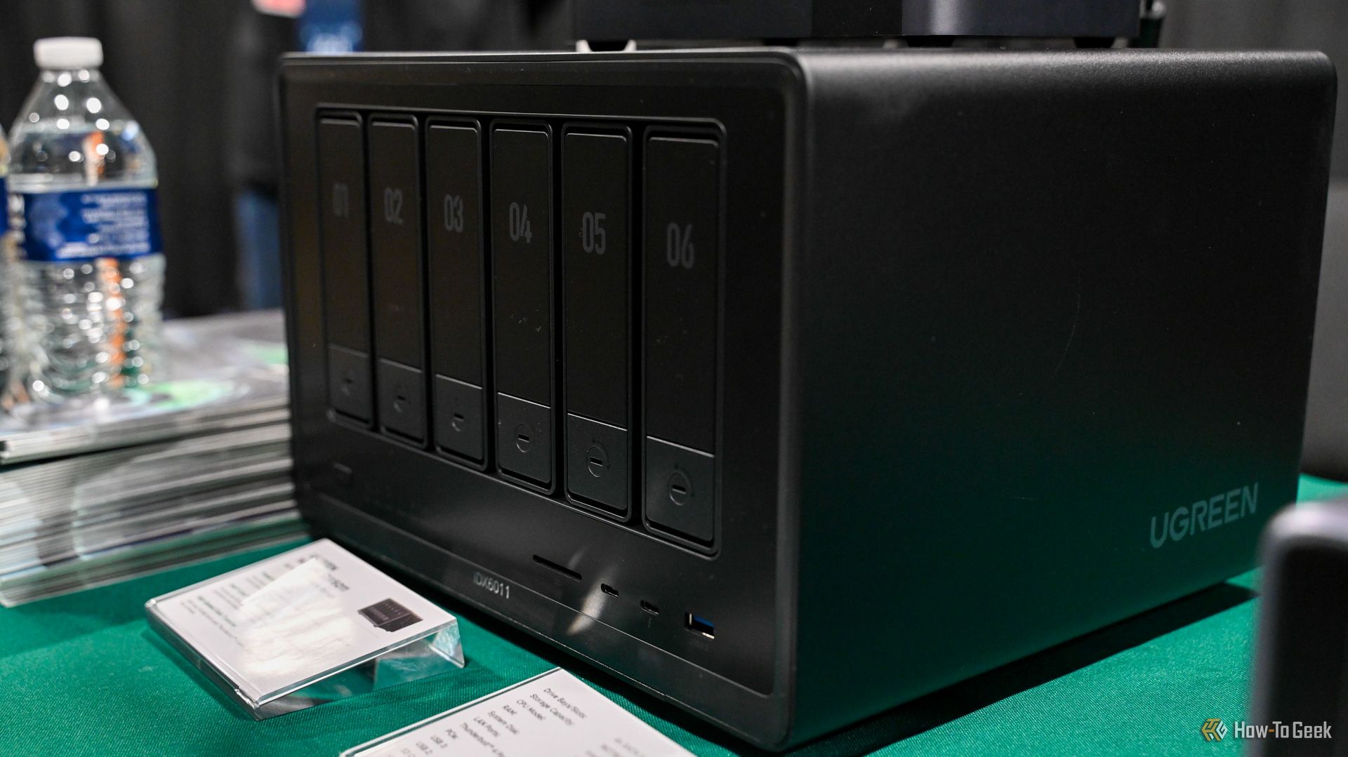 UGREEN NASync Series iDX601 Ai NAS at CES 2025